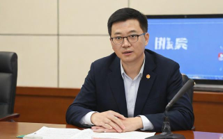 播音和计算机(播音与主持专业学哪些课程)