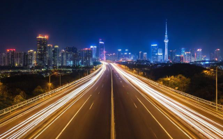 〖高速公路晚上拍照图片_高速公路晚上拍照图片高清〗
