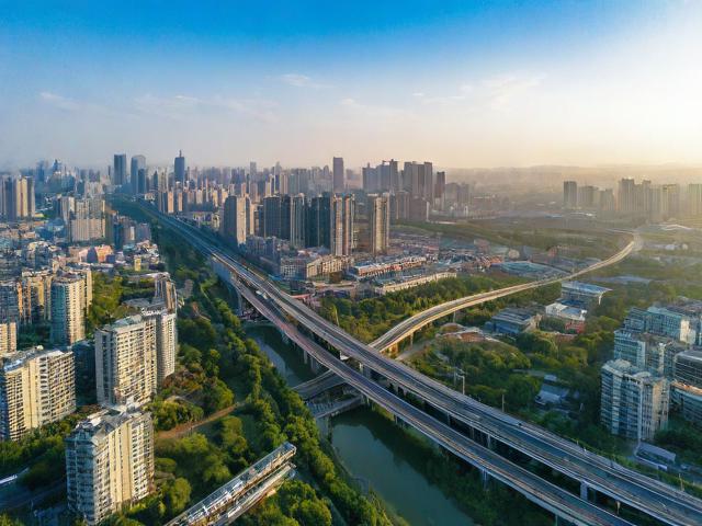 〖县城出行产值·2020出行行业市场占有率〗
