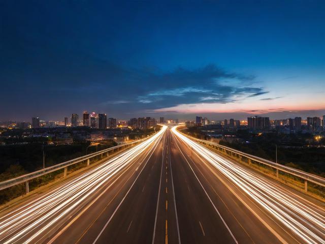〖高速公路晚上拍照图片_高速公路晚上拍照图片高清〗