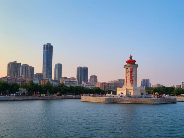 青岛五月天门票多少钱(青岛五月广场图片)